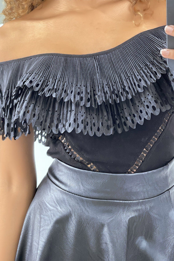 Body col bateau noir à volants - 6