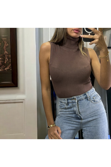 Top sans manche marron très extensible en col roulé allant jusqu'au 46  - 2