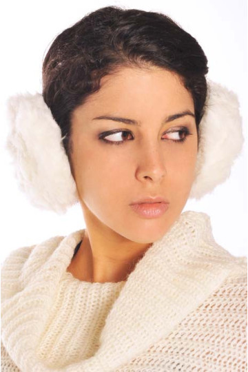Cache oreille a fourrure super fashion, a porter très classe. Grossiste de vêtement - 2