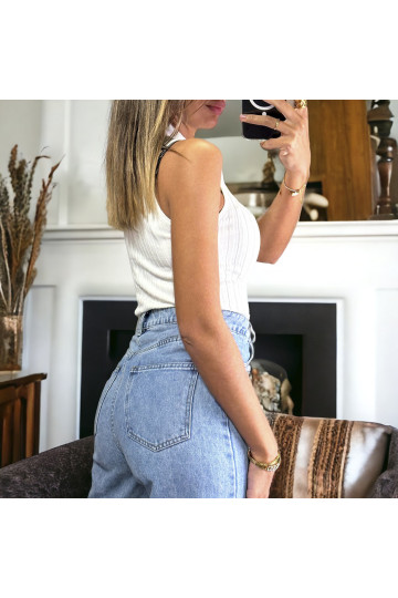 Top sans manche blanc très extensible en col montant allant jusqu'au 46 - 1